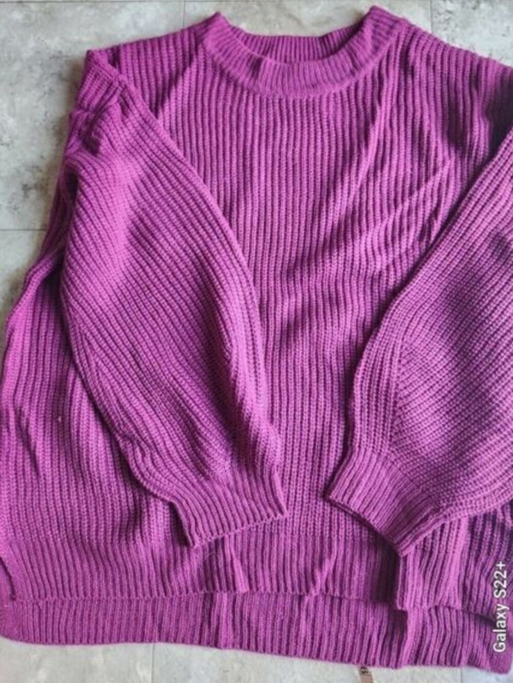 ANDRÉE By Unit Women's Fuchsia Knit Sweater